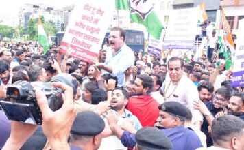जयपुर की बदहाली पर कांग्रेस का हल्लाबोल: निगम-जेडीए घेराव को लेकर पुलिस से टकराव Congress launches a scathing attack over Jaipur's dilapidated state.