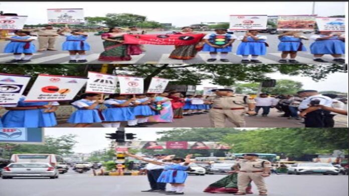 ramb Female students took charge of traffic at Rambagh Crossing.