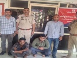 ई-रिक्शा में ब्लेड से जेब काटकर नकदी चोरी करने वाली यूपी की अंतरराज्यीय गैंग का पर्दाफाश Interstate cash-stealing gang from UP busted