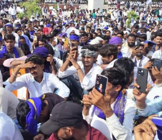 डांगावास कांड में आरोपियों के बरी होने के विरोध में चंद्रशेखर आजाद का जयपुर के शहीद स्मारक पर प्रदर्शन Chandrashekhar Azad's protest at the Martyrs' Memorial in Jaipur.