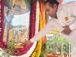 गोविन्द देव जी मंदिर से गिर्राज जी के लिए 22वीं पदयात्रा रवाना