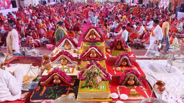 251 Maharudrabhishek of earthly Shivalingas 251 Maharudrabhishek of earthly Shivalingas