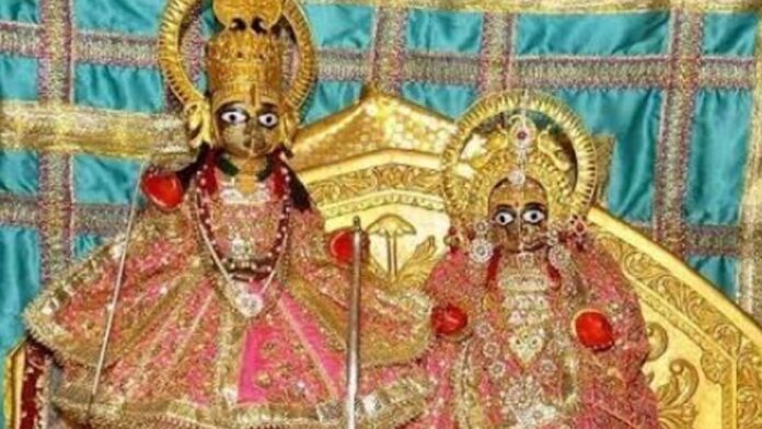 The Jhula Mahotsav was celebrated with great fanfare at the Sitaram Ji temple. The Jhula Mahotsav was celebrated with great fanfare at the Sitaram Ji temple.