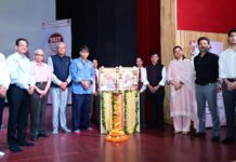 एसकेआईटी में नवप्रवेशित इंजीनियर्स का भव्य स्वागत, शुभागमन से हुई नई शुरुआत Grand welcome for newly admitted engineers at SKIT
