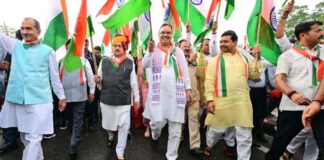बारिश के बीच जयपुर में गूंजी तिरंगे की शान: नड्डा-भजनलाल समेत हजारों ने निकाली तिरंगा यात्रा The glory of the Tricolour resonated in Jaipur amidst the rain.