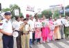 रामबाग सर्किल पर यातायात जागरूकता अभियान: वाहन चालकों को बताए सुरक्षित सफर के तरीके