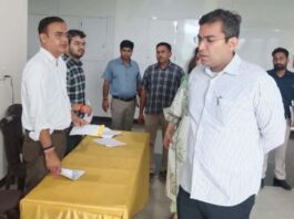निकाय चुनाव के लिए मतदान दलों का प्रशिक्षण शुरू Training of polling parties for civic body elections begins.