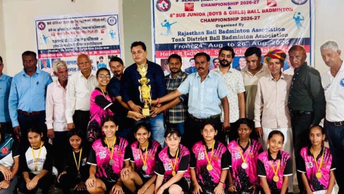 Jaipur's sub-junior girls' team finishes as runners-up.