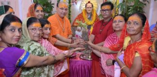 श्री रामेश्वरम् संगीत समारोह में सांवरमल कथक का हुआ सम्मान Sanwarmal Kathak honored at the Shri Rameswaram Music Festival.