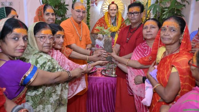 Sanwarmal Kathak honored at the Shri Rameswaram Music Festival.