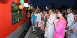 वरिष्ठ नागरिक तीर्थयात्रा योजना: जयपुर से ‘राजस्थान वाहिनी भारत गौरव ट्रेन’ रवाना