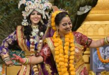 गुप्त वृंदावन धाम के जन्माष्टमी कार्निवल में मयूर नृत्य ने मोहा मन