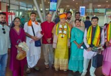 मॉरीशस में भारतीय धर्म-संस्कृति की ध्वजा फहराकर जयपुर लौटा विद्वानों का दल