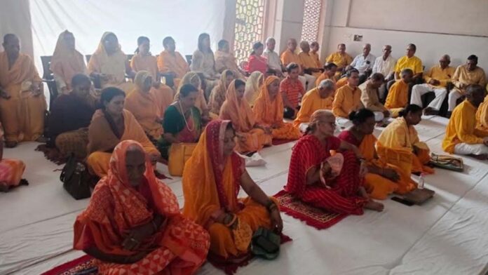 The completion of the ritual of 1.25 crore Gayatri Mahamantra with nine Kundiya havan The completion of the ritual of 1.25 crore Gayatri Mahamantra with nine Kundiya havan