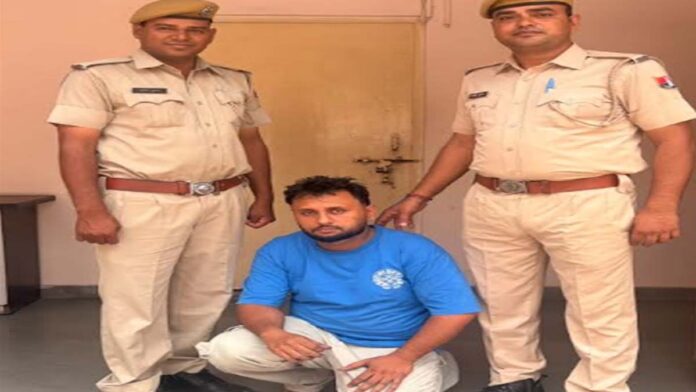 Fraud worth lakhs committed under the pretext of installing a mobile tower. Fraud worth lakhs committed under the pretext of installing a mobile tower.