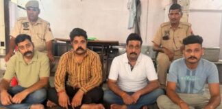 एसआई से मारपीट और नकली पिस्टल दिखा धमकाने वाले आरोपी गिरफ्तार Accused arrested for assaulting an SI and threatening him by brandishing a fake pistol.
