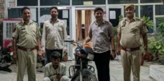 बाइक चोरी करने वाला आरोपी गिरफ्तार Accused arrested for stealing a bike.