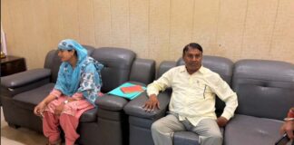बिल भुगतान के लिए रिश्वत लेते पकड़े गए सहायक अभियंता और कनिष्ठ अभियंता