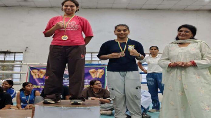 AKG athletes shine in the boxing ring, bag three medals. AKG athletes shine in the boxing ring, bag three medals.