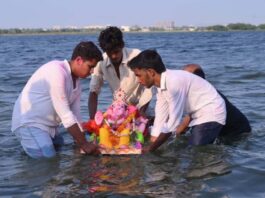 गणपति बप्पा मोरया… ‘अगले बरस तू जल्दी आ’ के नारों से गूंजा जयपुर Jaipur echoed with chants of "Ganpati Bappa Morya" and "Come back soon next year."