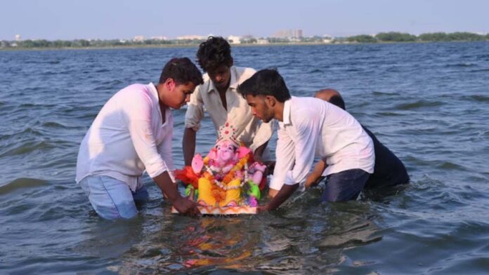 Jaipur echoed with chants of Jaipur echoed with chants of