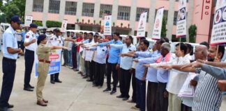 चालक सम्मान दिवस पर 10 हजार चालकों से संवाद कर दिया सड़क सुरक्षा का संदेश Drivers' Appreciation Day