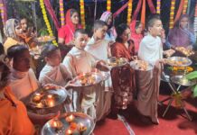 गोबर-बीज के गणेश सिर पर रख मातृ शक्ति ने किया 33 कोटि देवी-देवताओं का पूजन