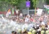 ‘लोकतंत्र बचाने’ सड़क पर उतरी कांग्रेस ने किया चुनाव आयोग के खिलाफ प्रदर्शन Congress took to the streets to ‘save democracy’ and staged a protest against the Election Commission.