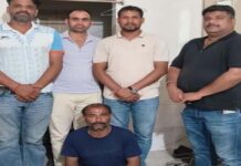 क्रेशर प्लांट पर मजदूर बनकर छिपा था 25 हजार का इनामी तस्कर