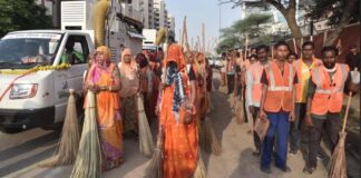 महास्वच्छता अभियान में एक दिन में उठा 500 टन कचरा 500 tonnes of garbage collected in a single day during the mega cleanliness drive.