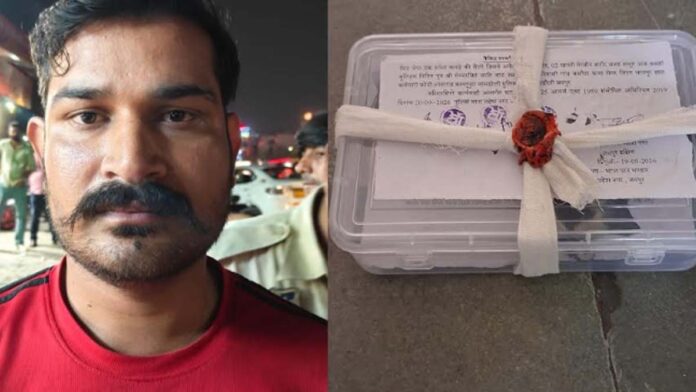 Smuggler arrested with an illegal pistol. Smuggler arrested with an illegal pistol.