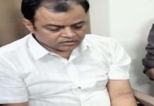 8.14 लाख रुपए की संदिग्ध राशि के साथ लोहावट बीडीओ को पकड़ा