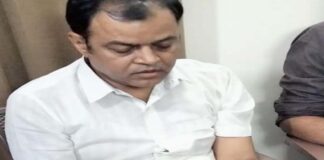 8.14 लाख रुपए की संदिग्ध राशि के साथ लोहावट बीडीओ को पकड़ा