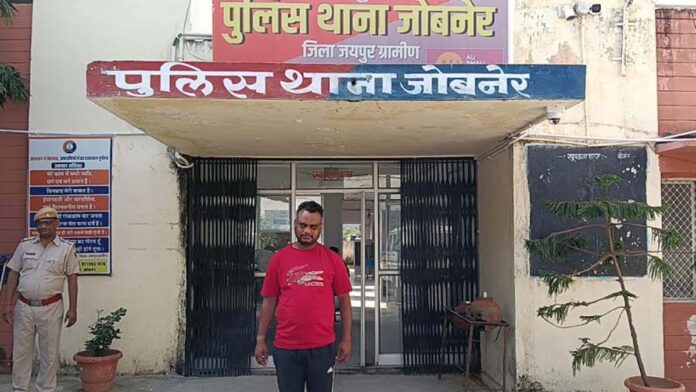 Swindled out of lakhs under the pretext of removing evil spirits and reversing a spell.