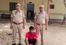 मोबाइल स्नैचर गिरफ्तार: स्कूटी और लूटा मोबाइल बरामद