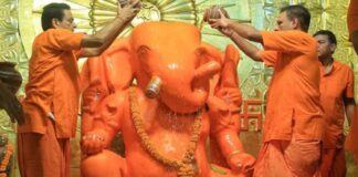 गंगाजल की कलश यात्रा से शुरू हुआ मोती डूंगरी में गणेश जन्मोत्सव