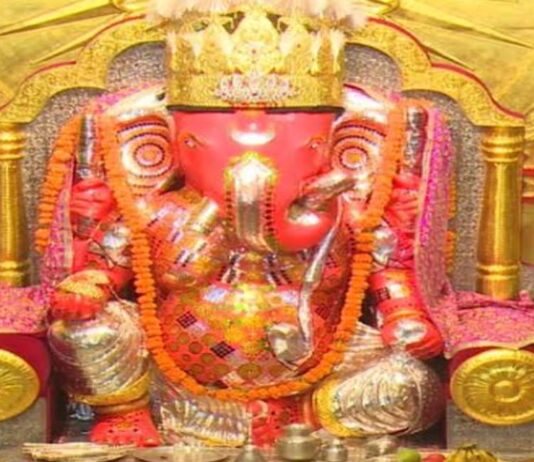 राजसी श्रृंगार में विराजे मोती डूंगरी गणेश जी, सुरक्षा के बीच लाखों श्रद्धालुओं ने किए दर्शन
