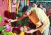 गोबर-मिट्टी और औषधीय बीजों से बने ‘औषधीय धन्वंतरि गणपति’ ‘Medicinal Dhanvantari Ganpati’ made from cow dung, soil, and medicinal seeds.