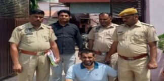 लग्जरी गाड़ियां चुराने वाला अंतरराज्यीय वाहन चोर गिरफ्तार