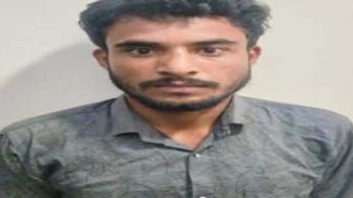 Burglar involved in over 16 cases arrested. Burglar involved in over 16 cases arrested.