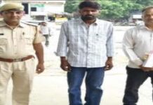 नशे और मौज-मस्ती के लिए दुपहिया वाहन चुराने वाला गिरफ्तार Two-wheeler thief arrested for funding intoxication and revelry