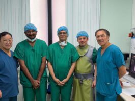 हृदय की जटिल बीमारियों के आधुनिक उपचार में डॉ. काबरा ने लिया विशेष प्रशिक्षण Dr. Kabra underwent specialized training in the modern treatment of complex heart diseases.