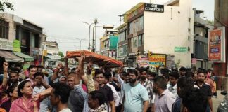 घर-दुकान बचाने सड़क पर उतरे लोग: न्यू सांगानेर रोड पर जेडीए की डिमार्केशन का विरोध Protest against JDA demarcation on New Sanganer Road