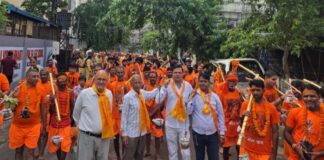 551 महिलाओं एवं 251 कांवड़ियों की कांवड़-कलश शोभायात्रा निकली