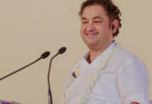 भगवान श्रीकृष्ण के जन्मोत्सव पर बधाई गीतों से गूंज उठा मंदिर परिसर