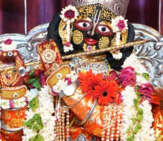 श्रीकृष्ण जन्माष्टमी : गोपीनाथजी मंदिर में 151 किलो पंचामृत से होगा ठाकुर जी का अभिषेक