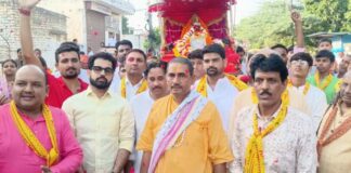 जलझूलनी एकादशी पर निकली भगवान लक्ष्मी नृसिंह की भव्य शोभायात्रा