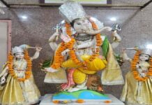 श्री खोले के हनुमान जी मंदिर में नृत्य गोपाल गणेश जी का जन्मोत्सव आयोजित