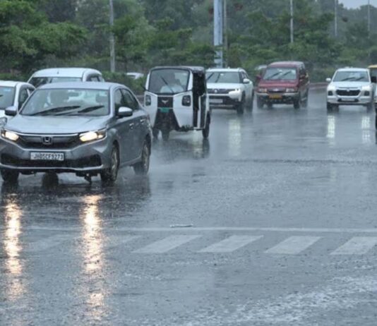 जयपुर में अचानक बदला मौसम: मूसलाधार बारिश के साथ कई इलाकों में ओले