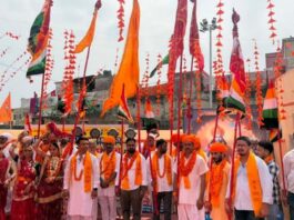 सांगाबाबा महाराज और भगवान जगन्नाथ की भव्य शोभायात्रा निकली A grand procession of Sangababa Maharaj and Lord Jagannath was taken out.